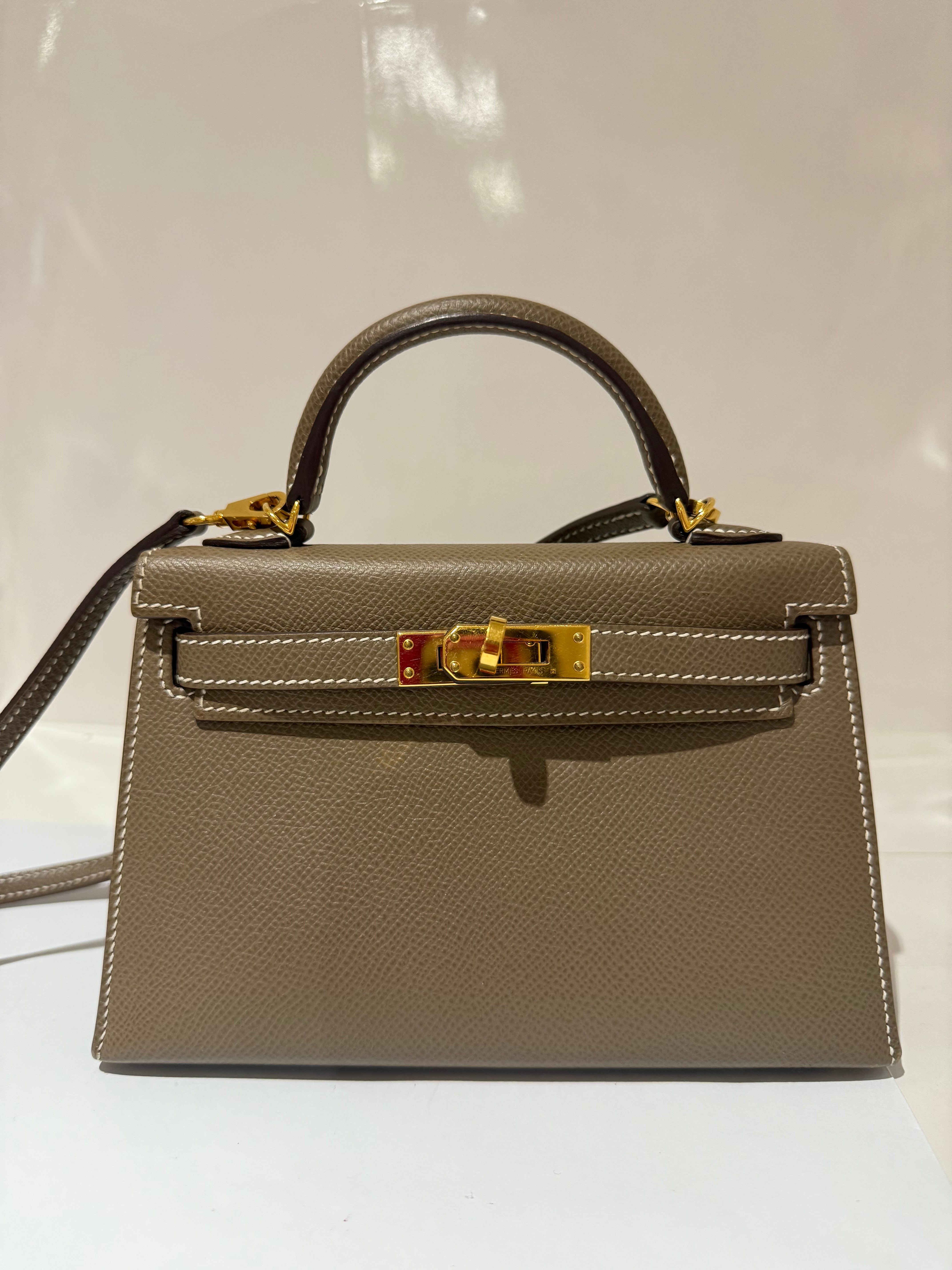 Mini Kelly Etoupe epsom gold hardware
