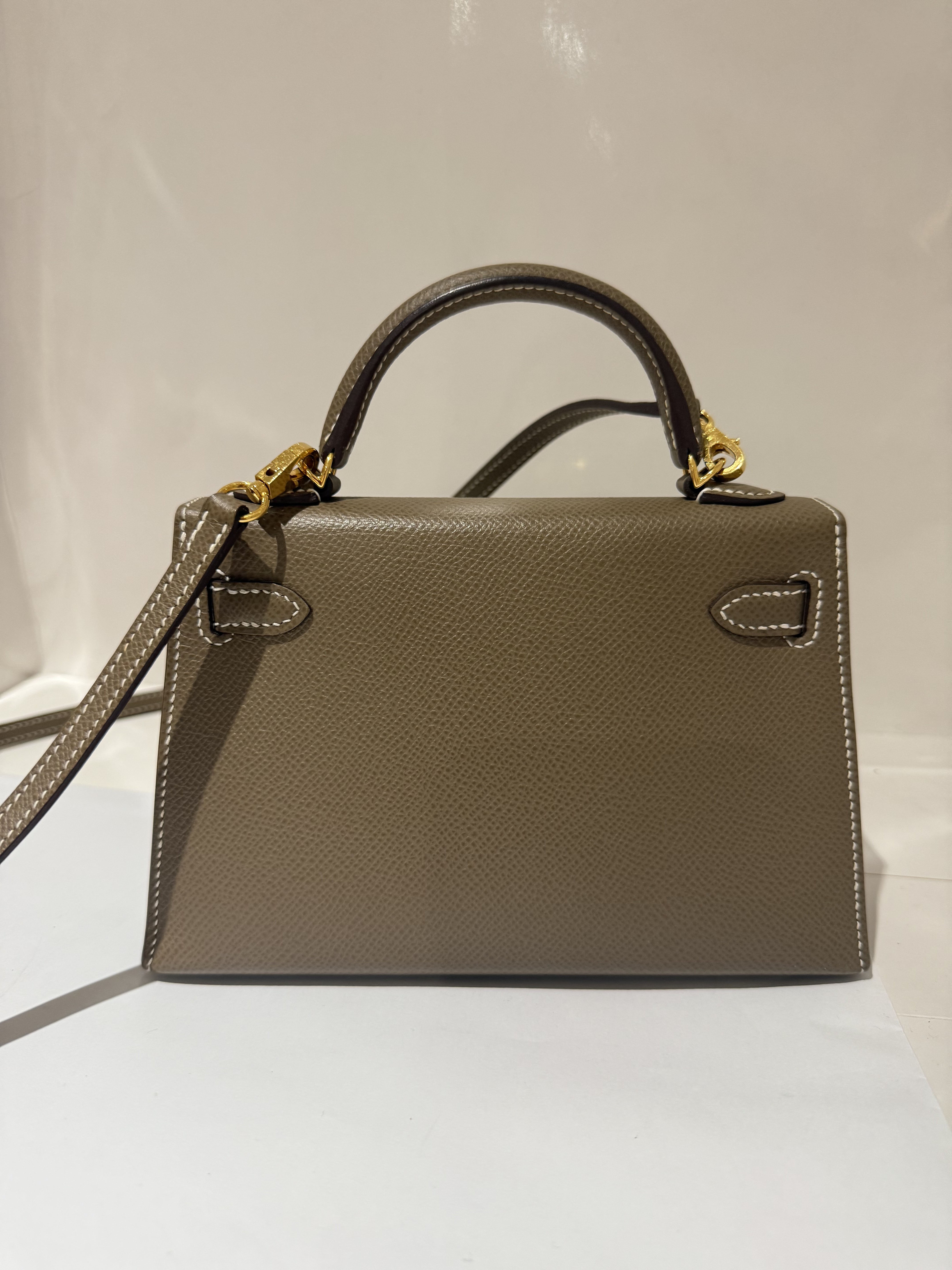 Mini Kelly Etoupe epsom gold hardware